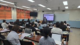 학부모회 주관 2학년 학부모 대상 진학 연수